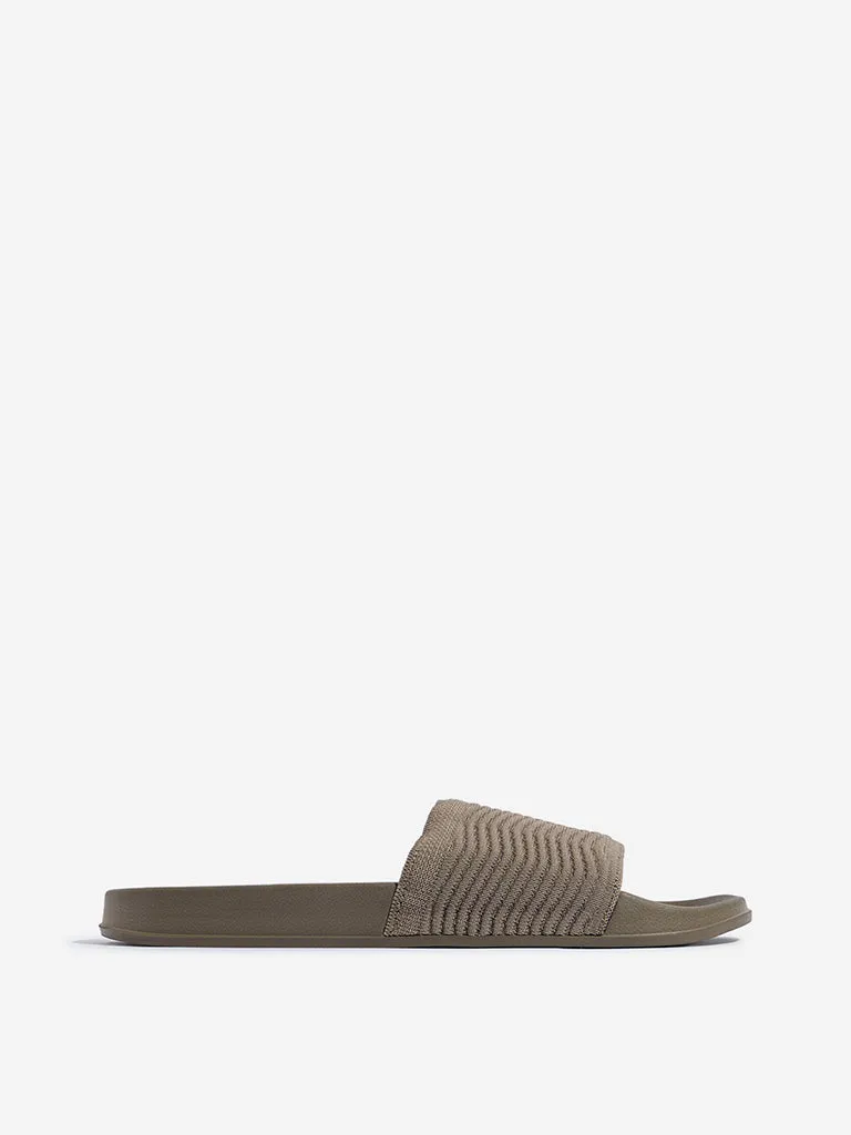 SOLEPLAY Taupe Chevron Textured Slides