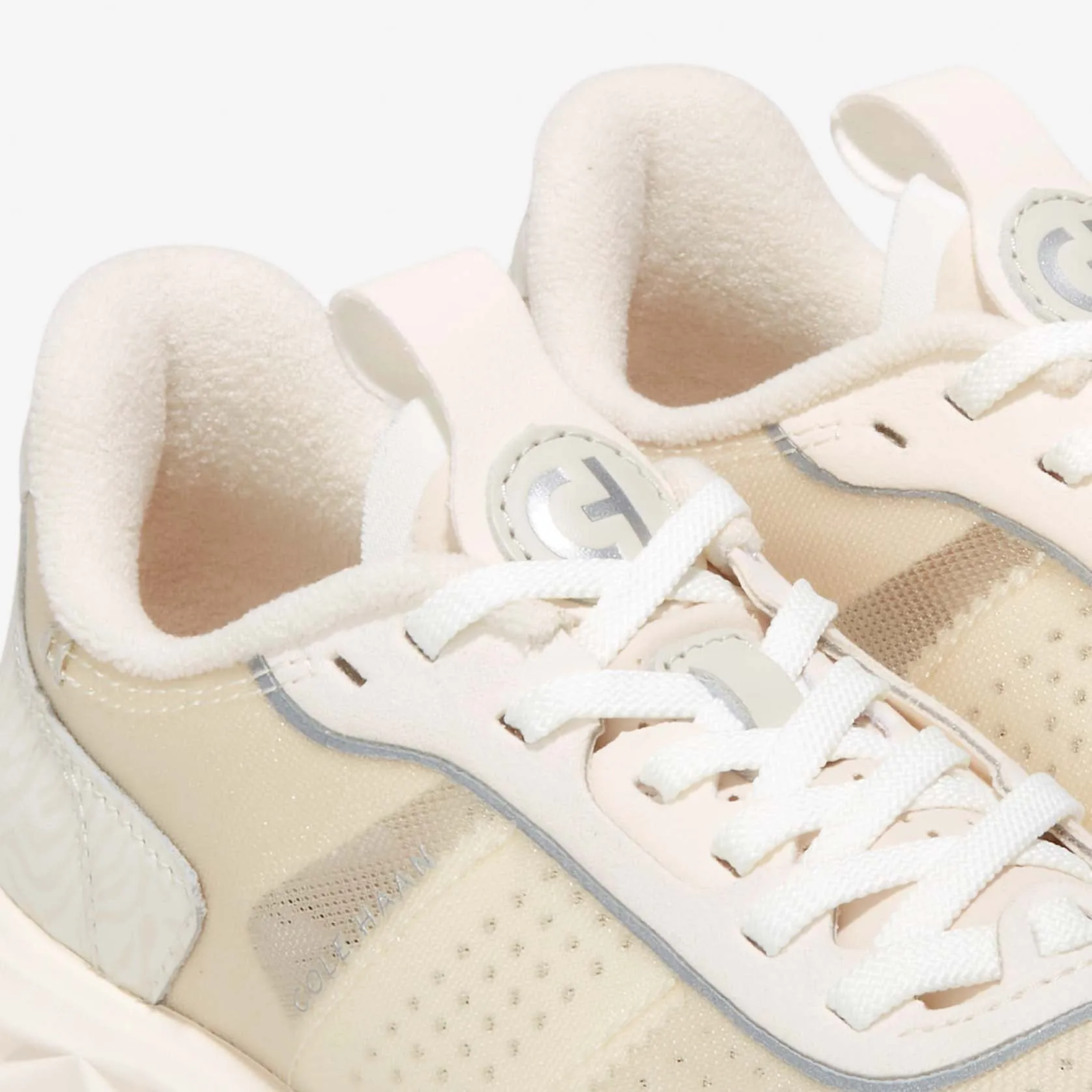 Women's ZERØGRAND Outpace 3 Running Shoe